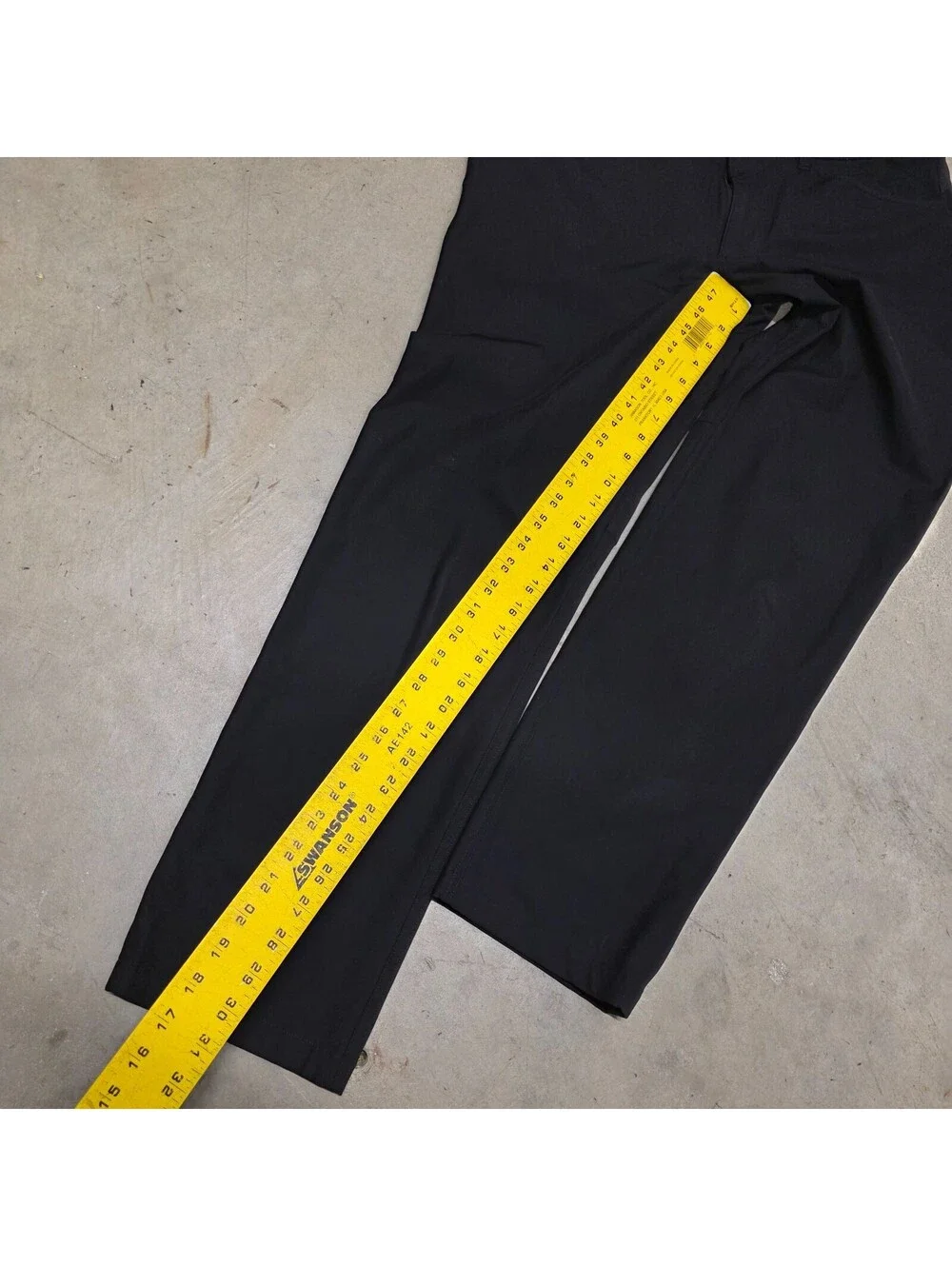 Lululemon ABC Pant Classic Size  34x31  Pocket Straight Fit Pants True Black